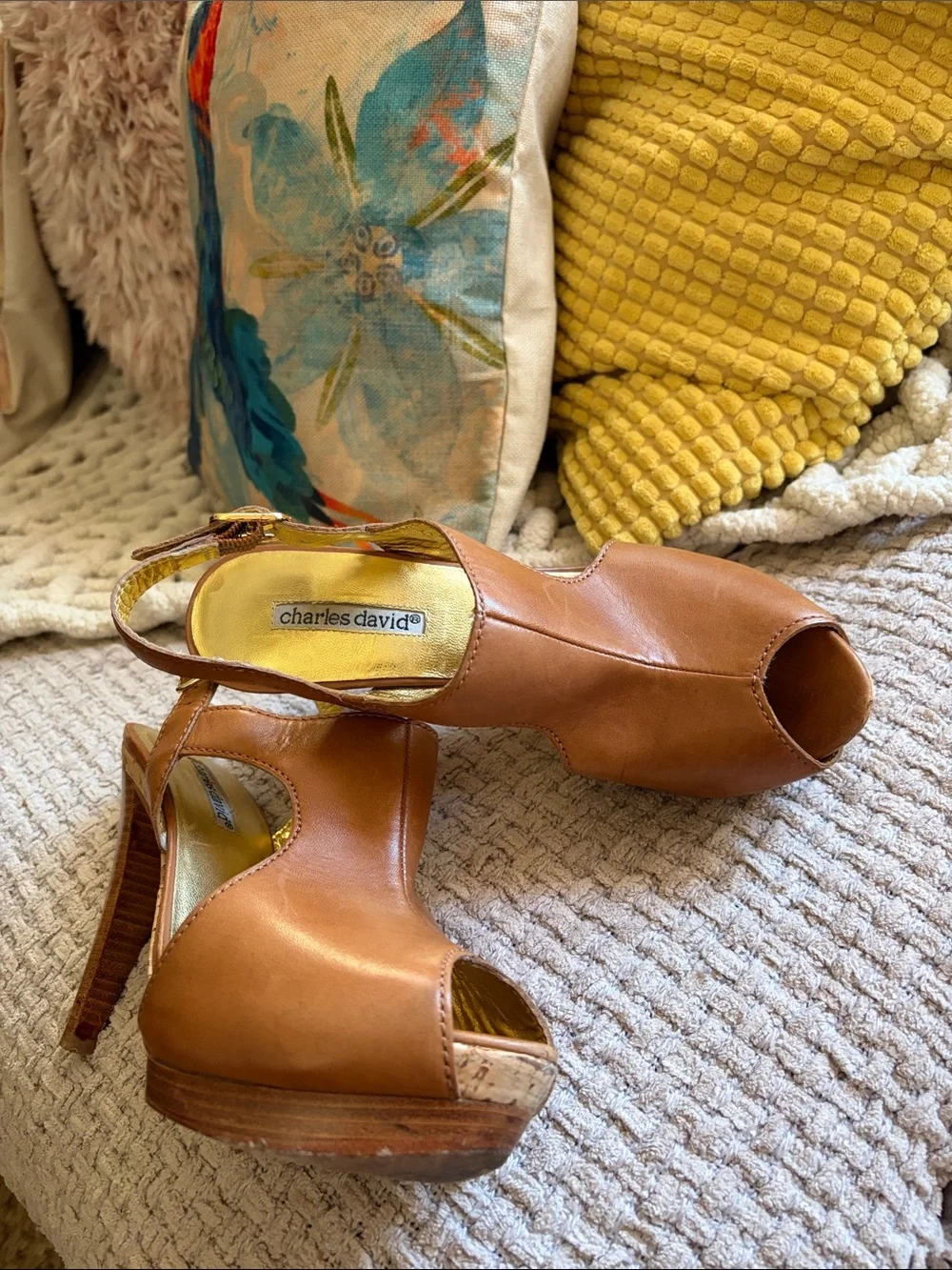 Charles David Tan Leather Peep-Toe Platform Slingbacks Size 7.5B